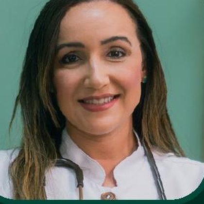 Retrato de Dra. Andréia Barros Pinheiro